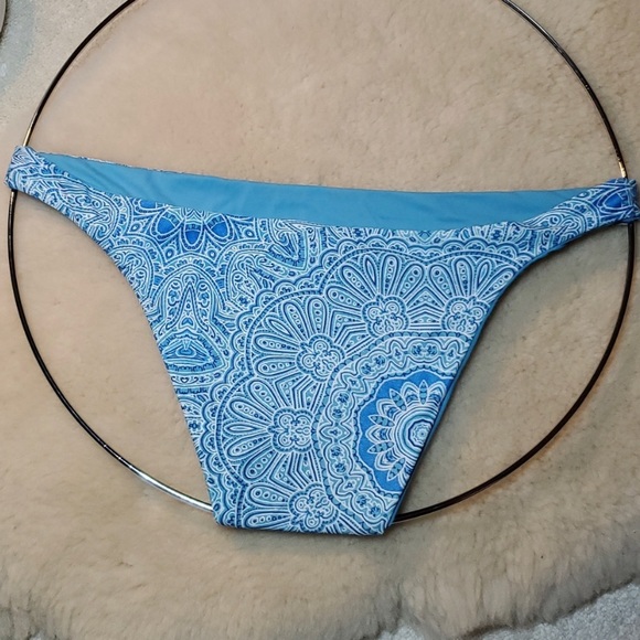 B. Swim NEW Riptide Hipster in Koloa Medallion, Med - Picture 2 of 3